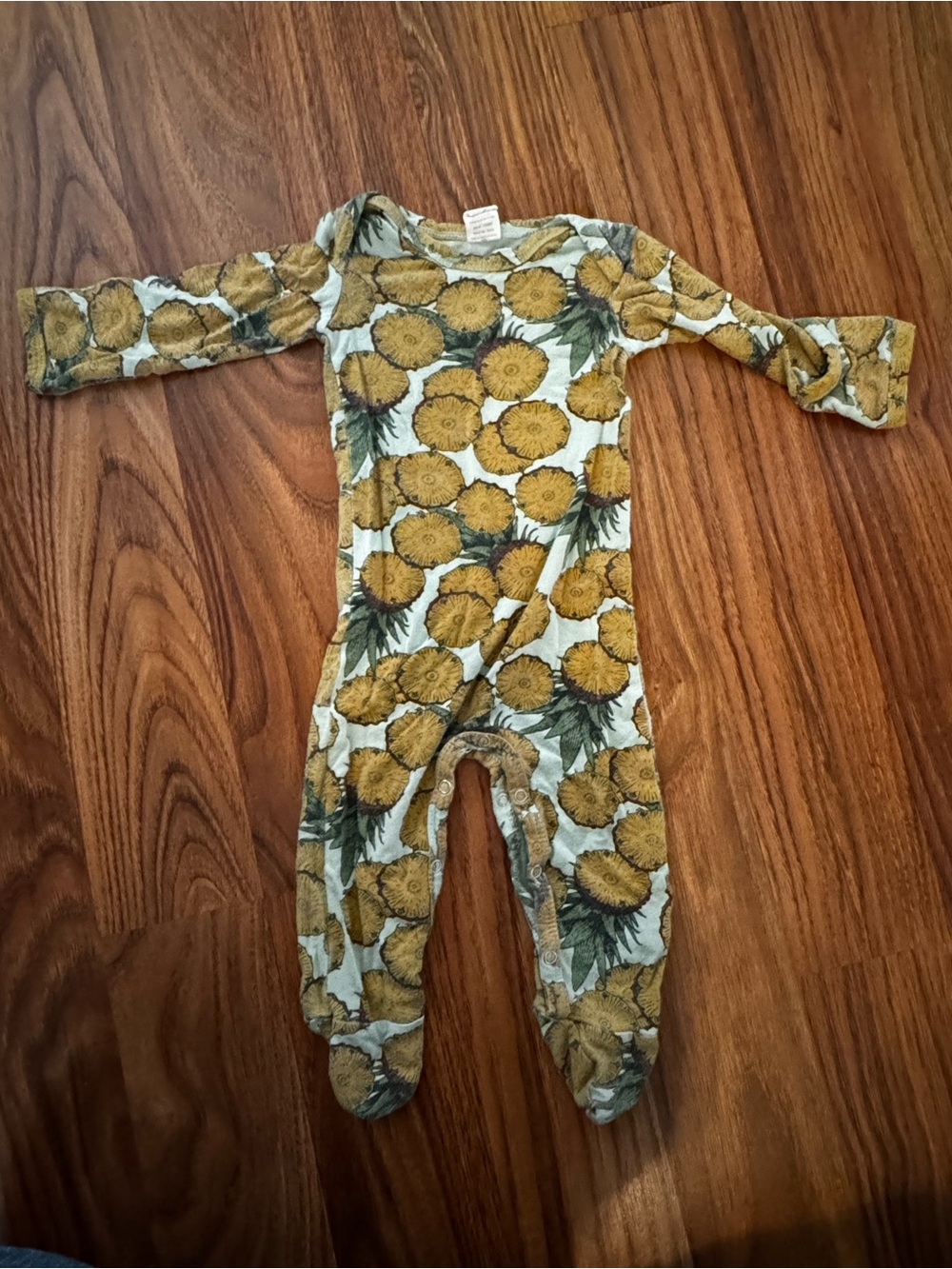 kate quinn Pineapple-Print Footed One-Piece - Yellow & Green